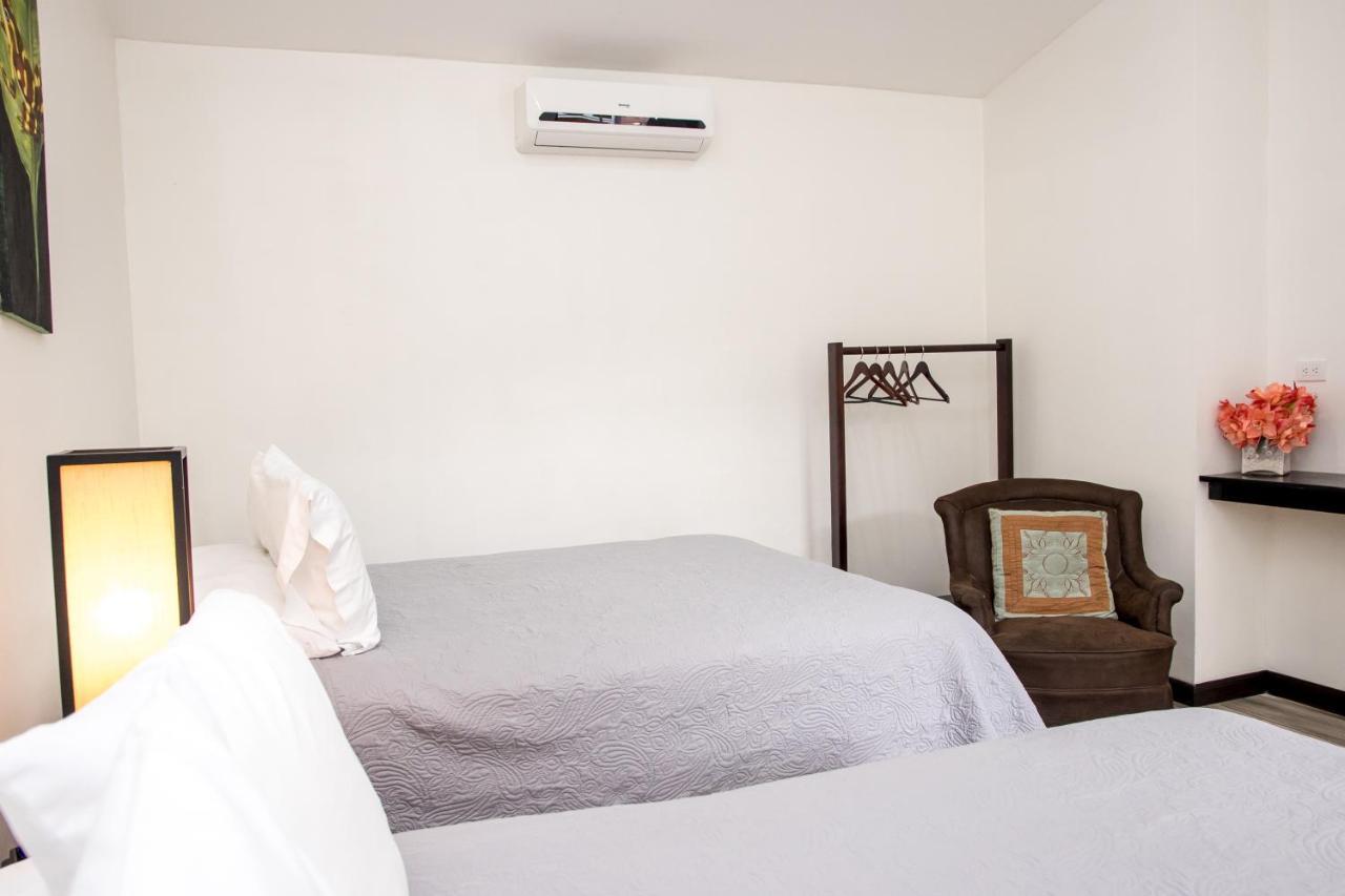 Casa Maria Aeropuerto B&B Río Segundo المظهر الخارجي الصورة